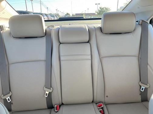 2011 Lexus ES 350 Base