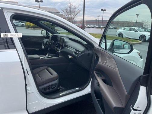Eminent White Pearl 2026 Lexus RX 350 Luxury