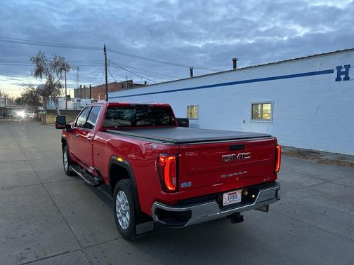 2023 GMC Sierra 3500 SLT