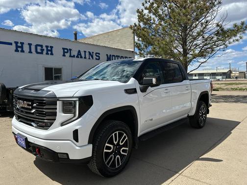 Summit White 2022 GMC Sierra 1500 AT4