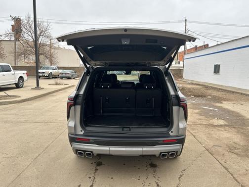2026 Chevrolet Traverse AWD Z71