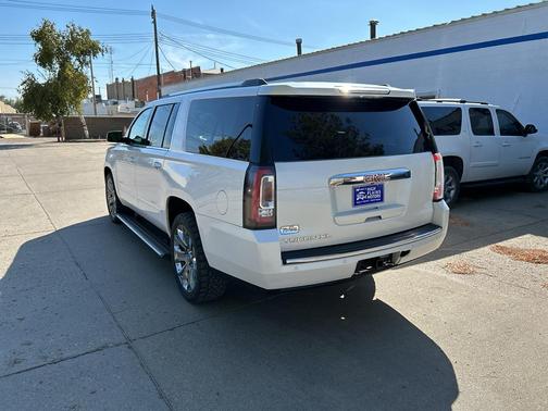 2016 GMC Yukon XL Denali
