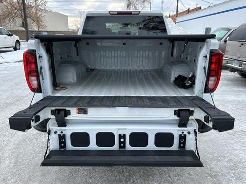 2022 GMC Sierra 1500 SLE