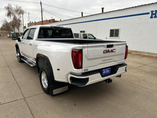 2022 GMC Sierra 3500 Denali