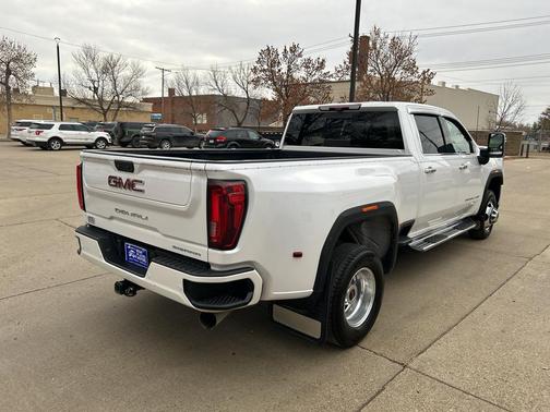 2022 GMC Sierra 3500 Denali