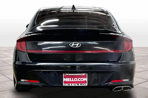 2022 Hyundai SONATA SEL