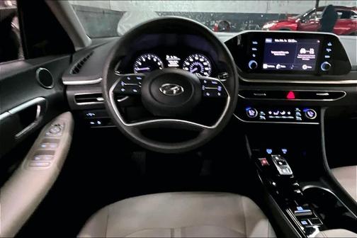2022 Hyundai SONATA SEL