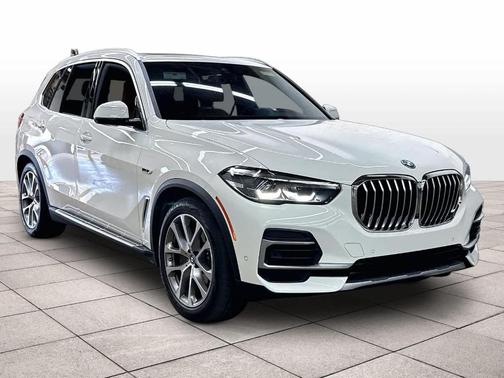 Alpine White 2022 BMW X5 PHEV xDrive45e