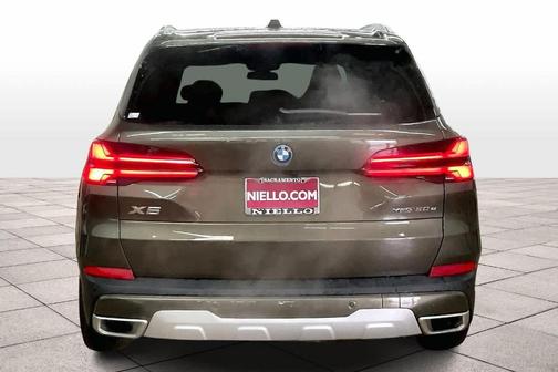 2026 BMW X5 PHEV xDrive50e