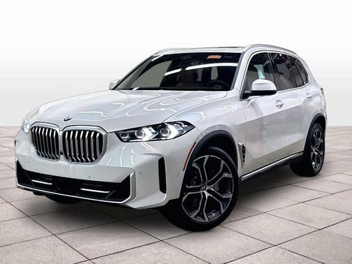 Mineral White Metallic 2026 BMW X5 xDrive40i