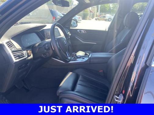 Photo 5 of 7 of 2020 BMW X5 xDrive40i