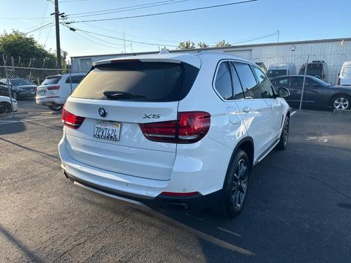 2015 BMW X5 xDrive50i