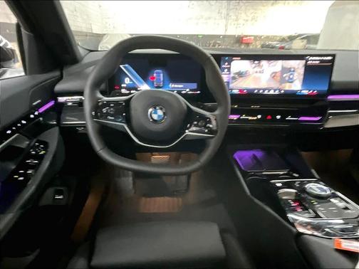 Dark Graphite Metallic 2026 BMW 530 i