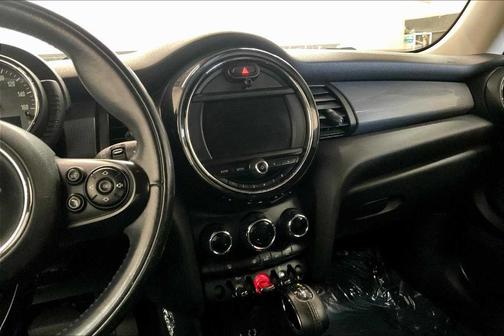 2017 MINI Hardtop Cooper