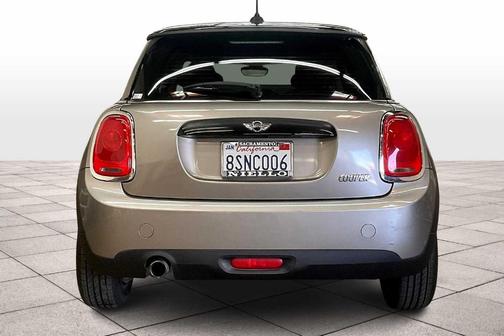 2017 MINI Hardtop Cooper