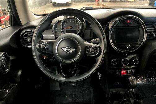 2017 MINI Hardtop Cooper