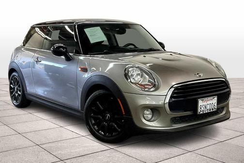 2017 MINI Hardtop Cooper