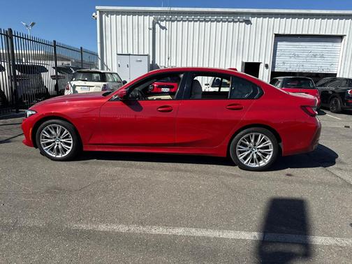 2023 BMW 330 i