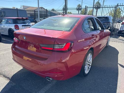 2023 BMW 330 i