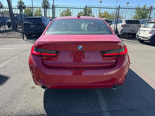 2023 BMW 330 i