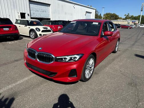 2023 BMW 330 i