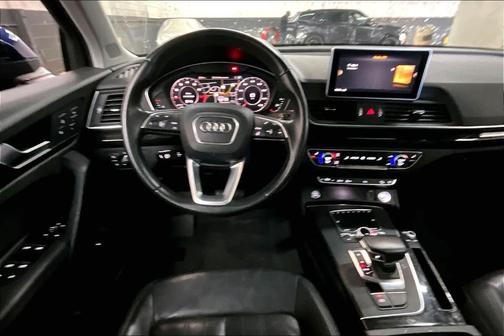 2020 Audi Q5 40 Premium Plus