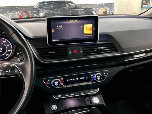 2020 Audi Q5 40 Premium Plus