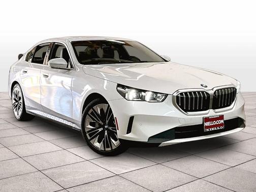 2024 BMW 530 i xDrive