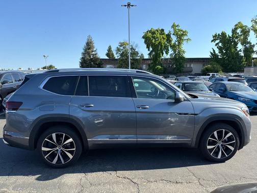 2024 Volkswagen Atlas 2.0T SEL Premium R-Line