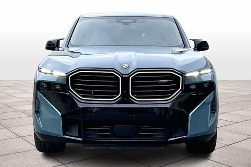 2024 BMW XM Base