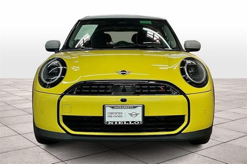2025 MINI Hardtop ICONIC