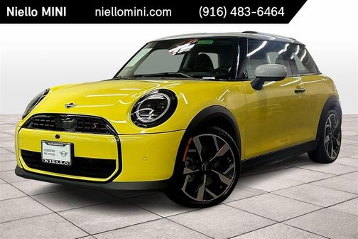2025 MINI Hardtop ICONIC