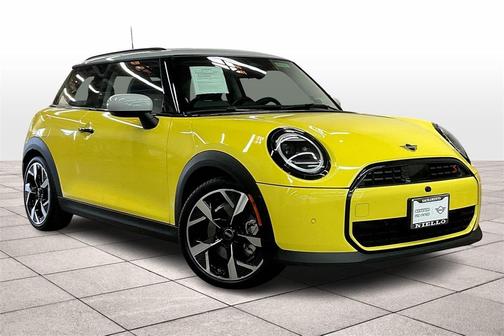 2025 MINI Hardtop ICONIC