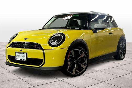 2025 MINI Hardtop ICONIC