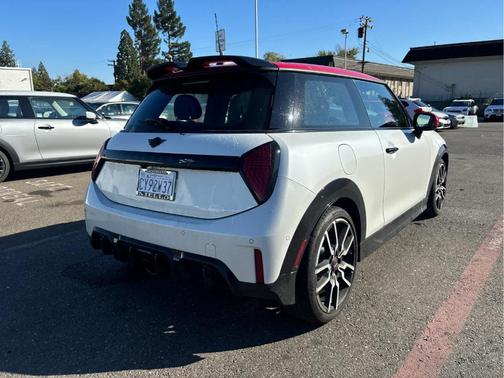 2025 MINI Hardtop WORKS