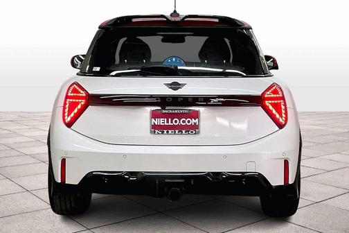 2025 MINI Hardtop WORKS