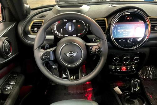 2023 MINI Clubman Cooper S