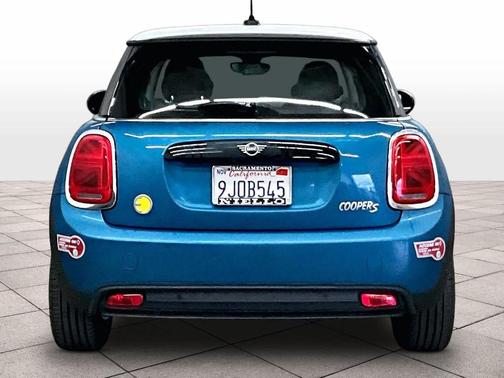 2024 MINI SE Hardtop Cooper