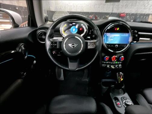 2024 MINI SE Hardtop Cooper