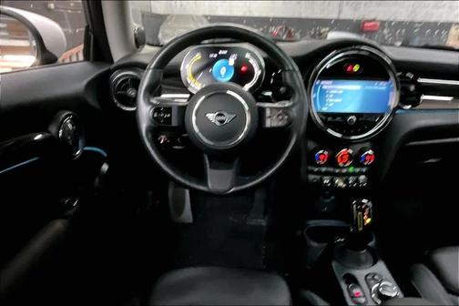 2024 MINI SE Hardtop Cooper