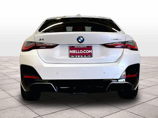 Mineral White Metallic 2026 BMW i4 Gran Coupe xDrive40
