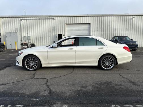 2015 Mercedes-Benz S-Class S 550