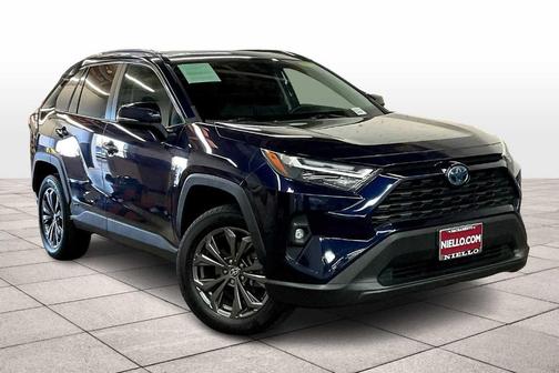 2022 Toyota RAV4 Hybrid XLE Premium