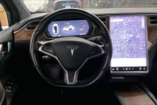 2017 Tesla Model X 90D