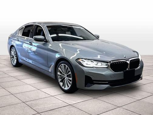 Skyscraper Gray Metallic 2023 BMW 530 i