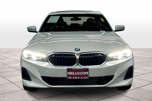 2025 BMW 330 i