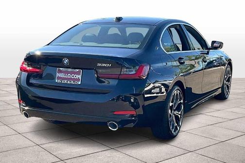2025 BMW 330 i