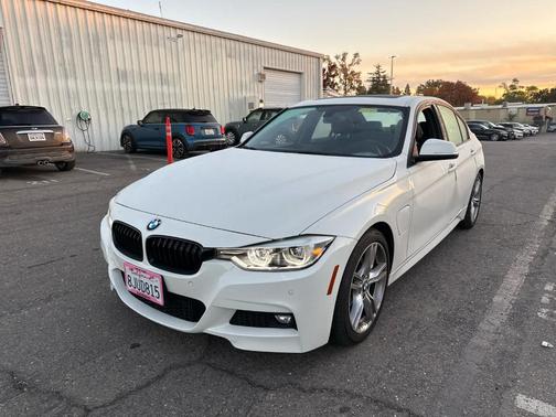 2018 BMW 330e iPerformance