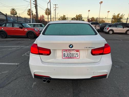 2018 BMW 330e iPerformance