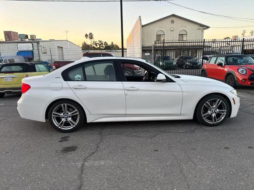 2018 BMW 330e iPerformance